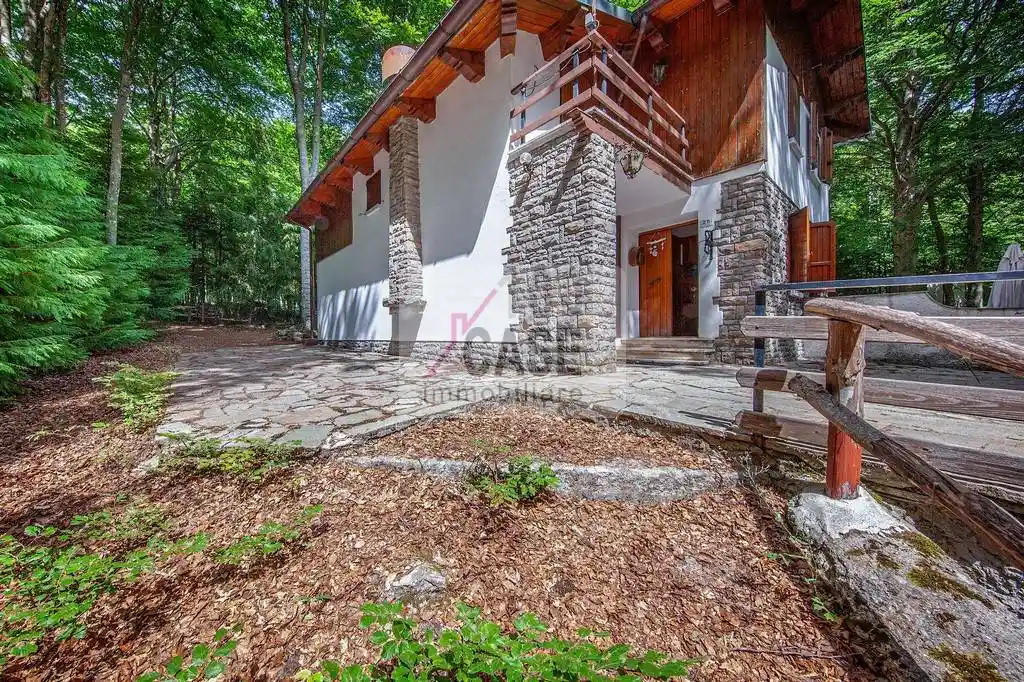 Villa in vendita a Abbadia San Salvatore