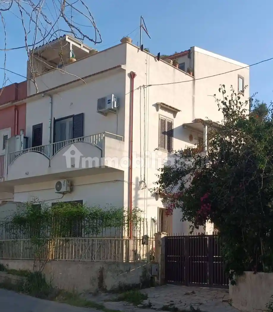 Casa indipendente in vendita a Pozzallo