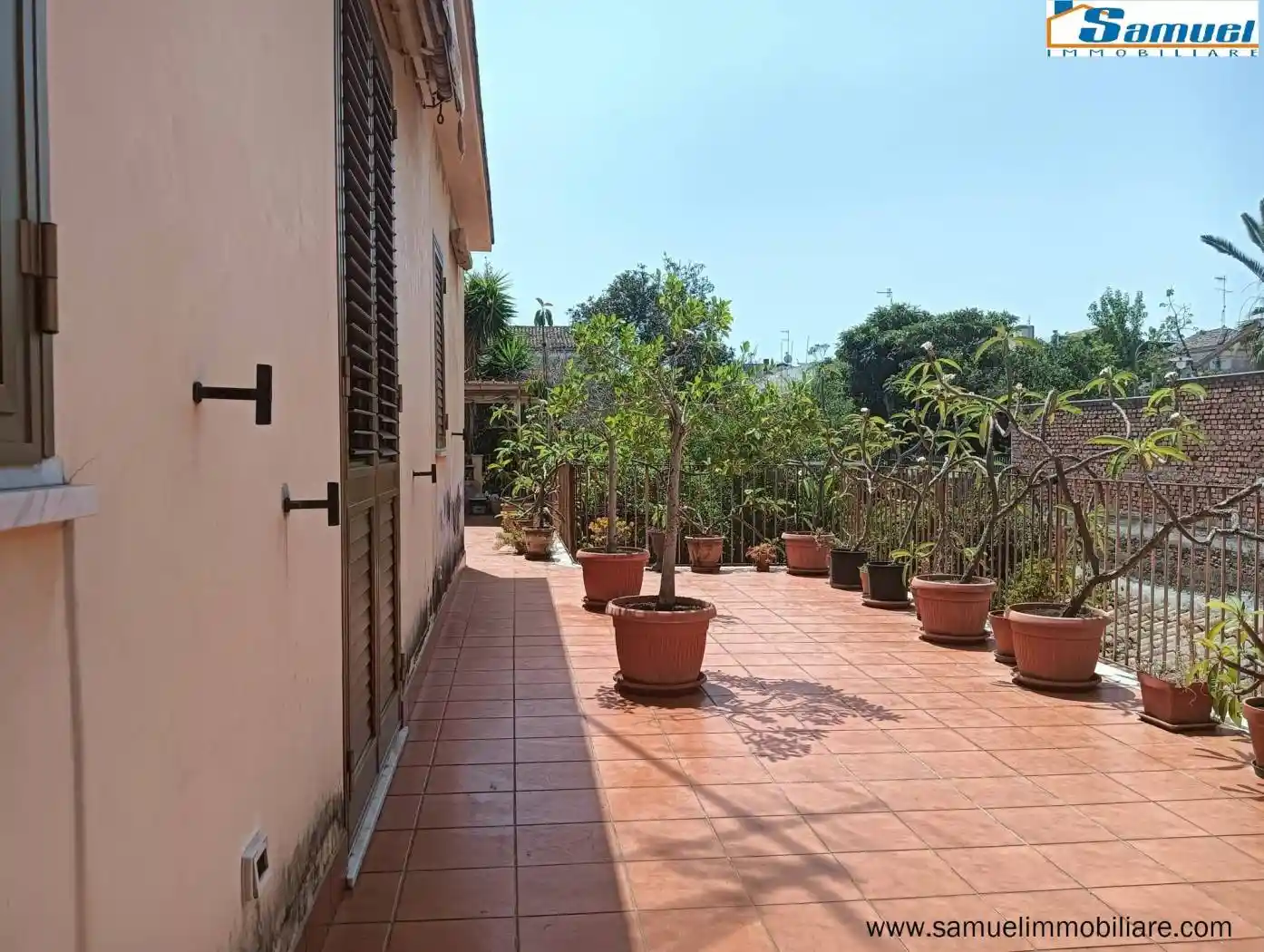 Palazzo - Edificio in vendita a Riposto