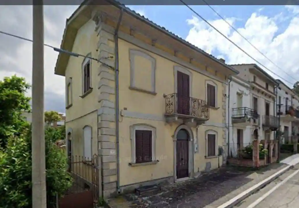 Palazzo - Edificio in vendita a Civitella Casanova