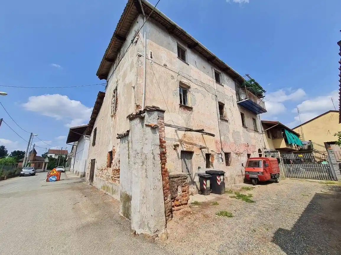 Casa indipendente in vendita a San Benigno Canavese