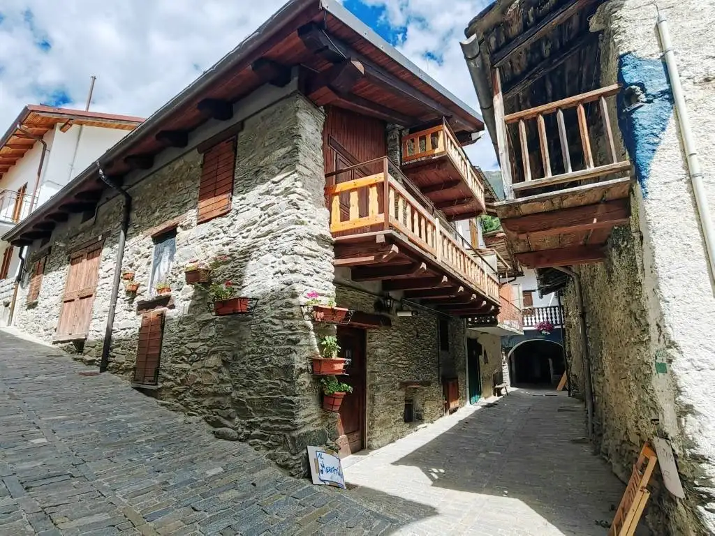 Villa in vendita a Usseaux