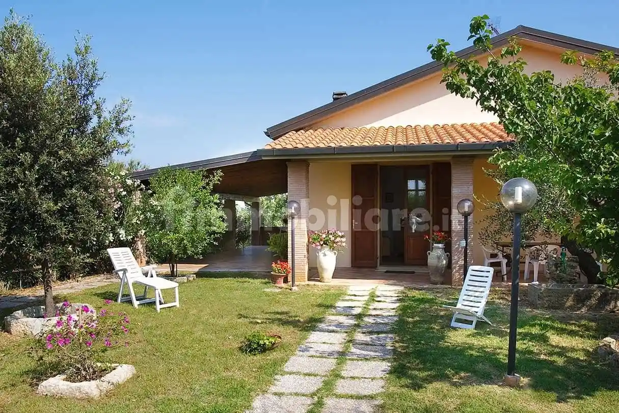 Appartamento in vendita a Cecina