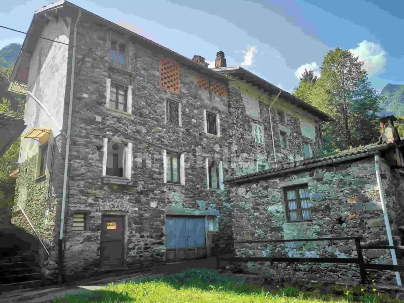 Rustico - Casale in vendita a Varallo