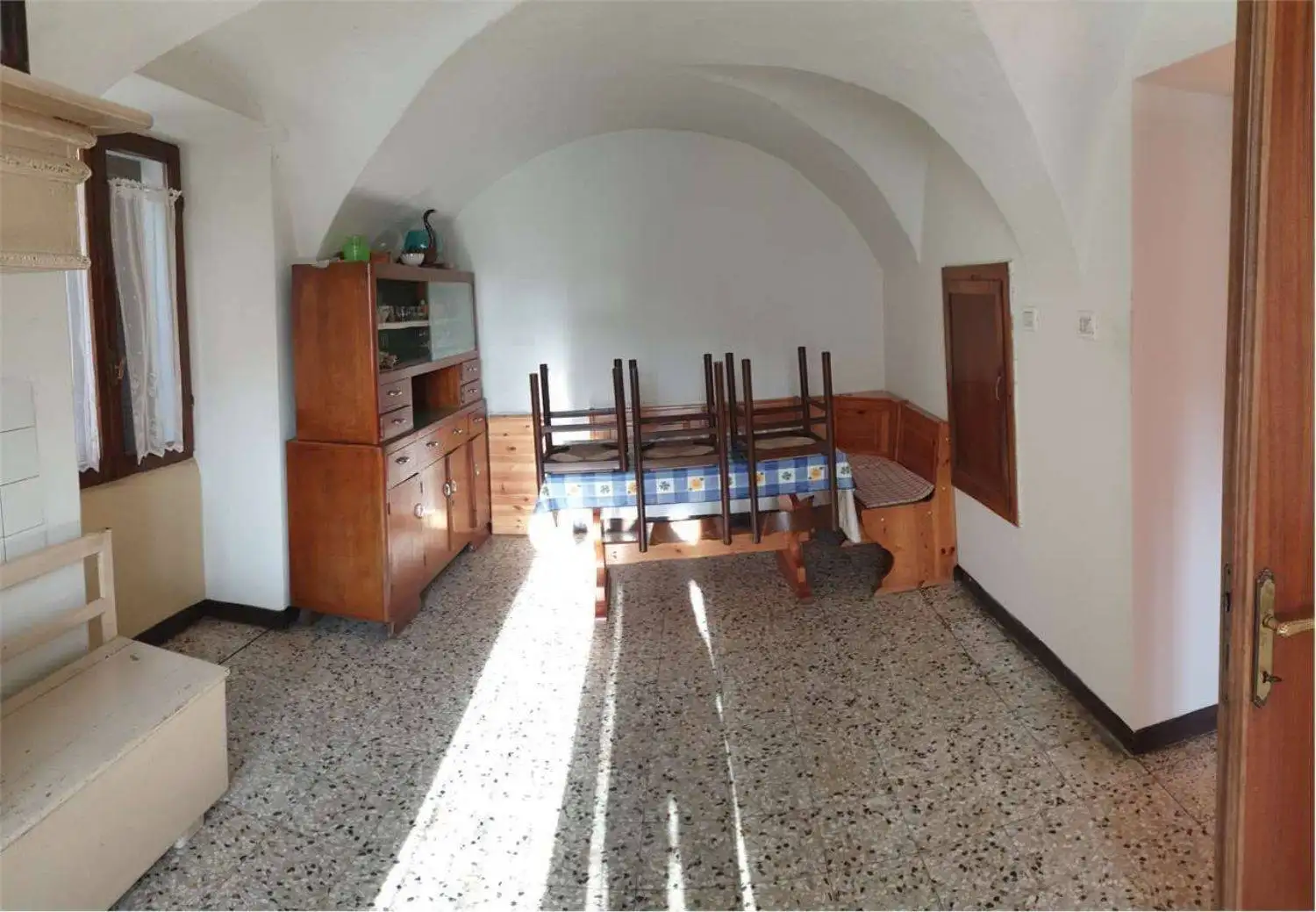 Appartamento buono stato, primo piano, Borgo Chiese - foto 2