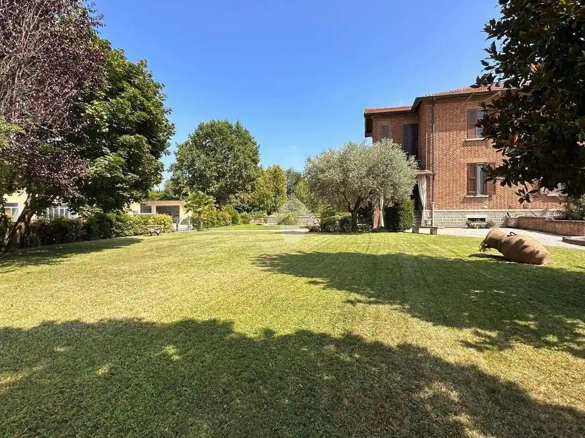 Villa in vendita a Leno