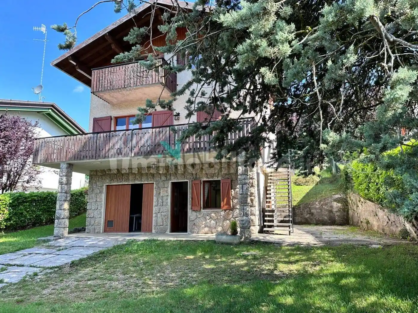 Villa in vendita a Castione della Presolana