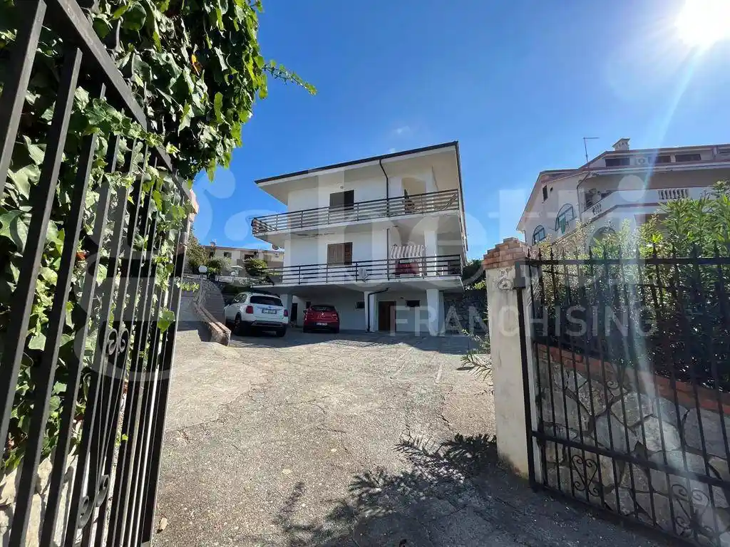 Quadrilocale via Modigliani, 8, Baia del Carpino, Petrosa, Piano Grande, Scalea - foto 2