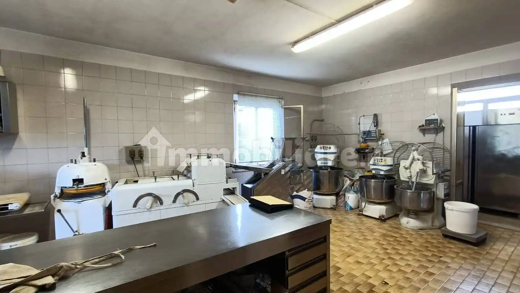 Palazzo - Edificio in vendita a Corridonia