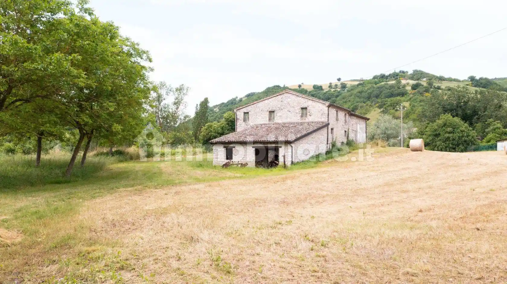 Rustico - Casale in vendita a Pergola