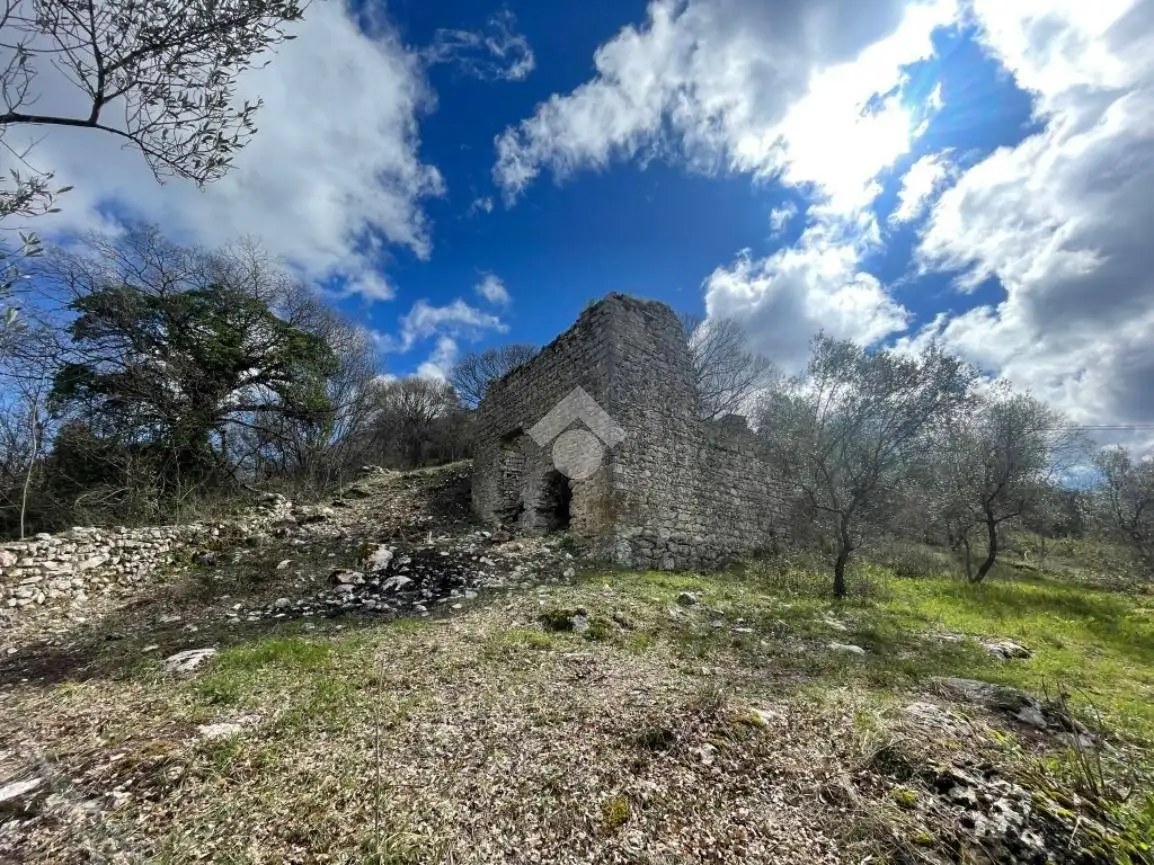 Rustico - Casale in vendita a Cottanello