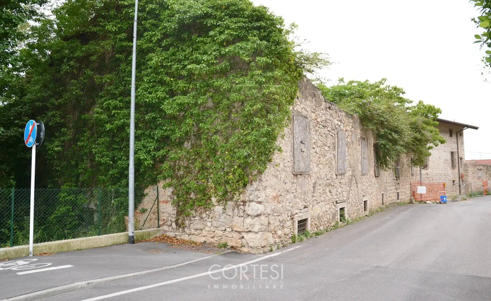 Rustico - Casale in vendita a Zandobbio