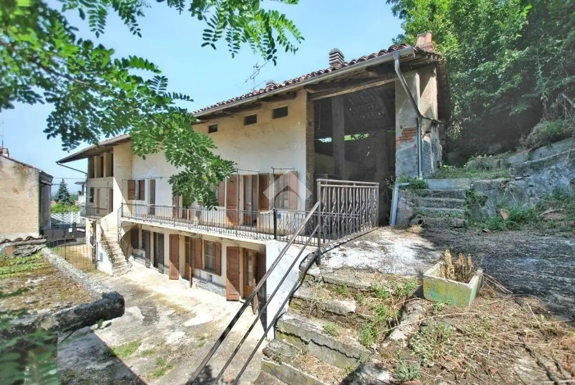 Casa indipendente in vendita a Maglione