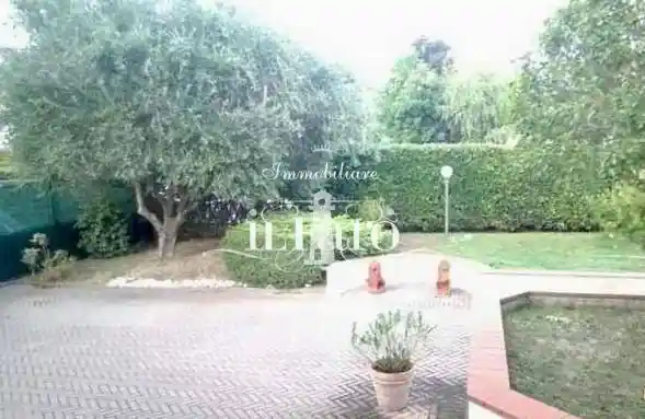 Villa in vendita a Massarosa