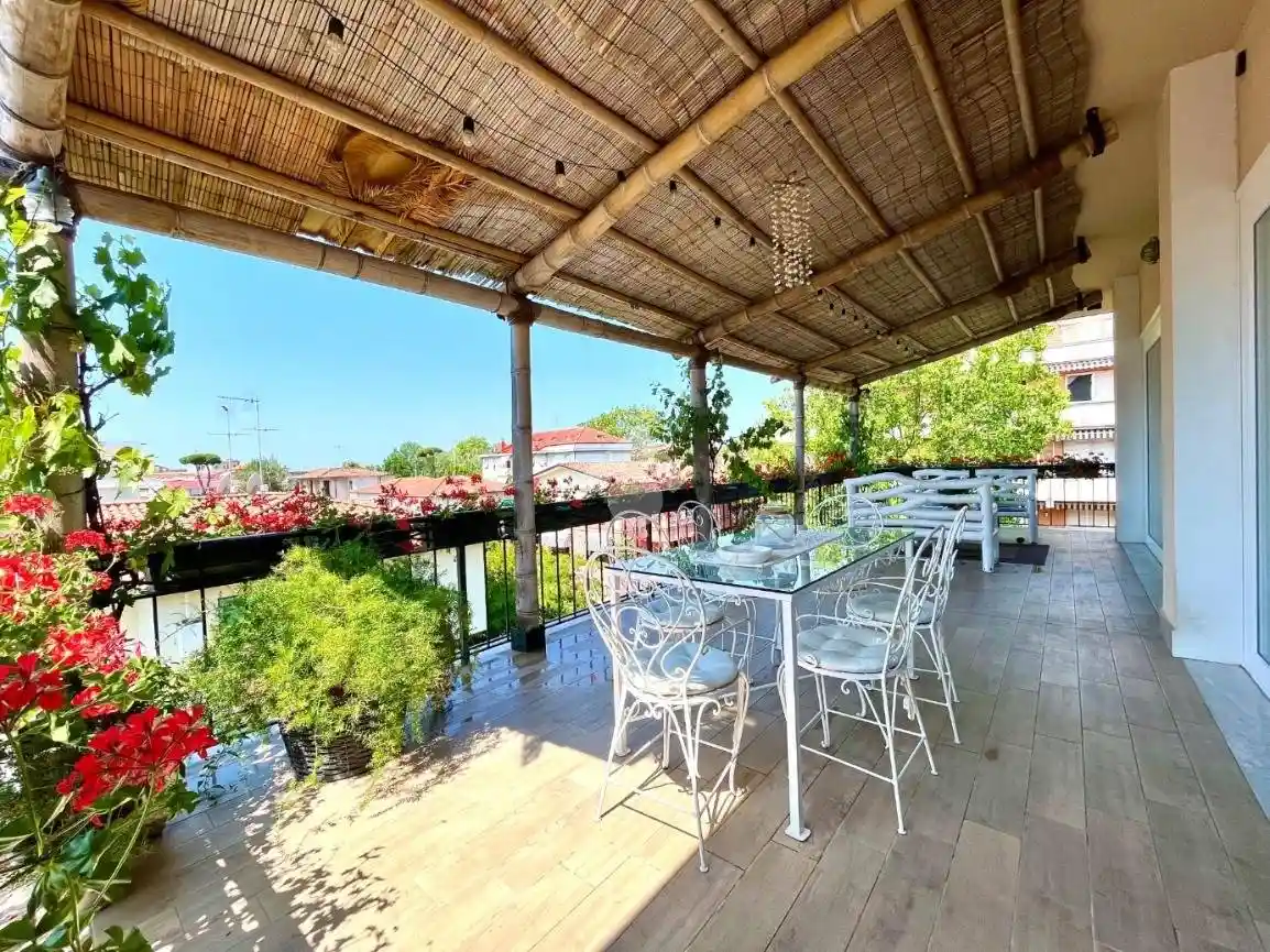 Appartamento in vendita a Massa