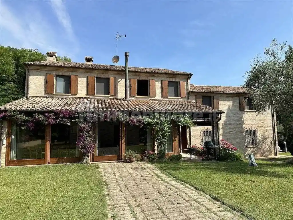 Villa unifamiliare, ottimo stato, 340 m², Monte Giove - Magliano, Fano - foto 3
