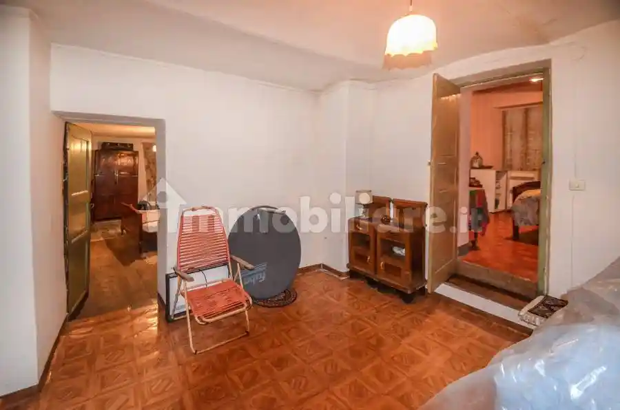 Quadrilocale via dei Martiri 6, Centro, Villar Pellice - foto 5