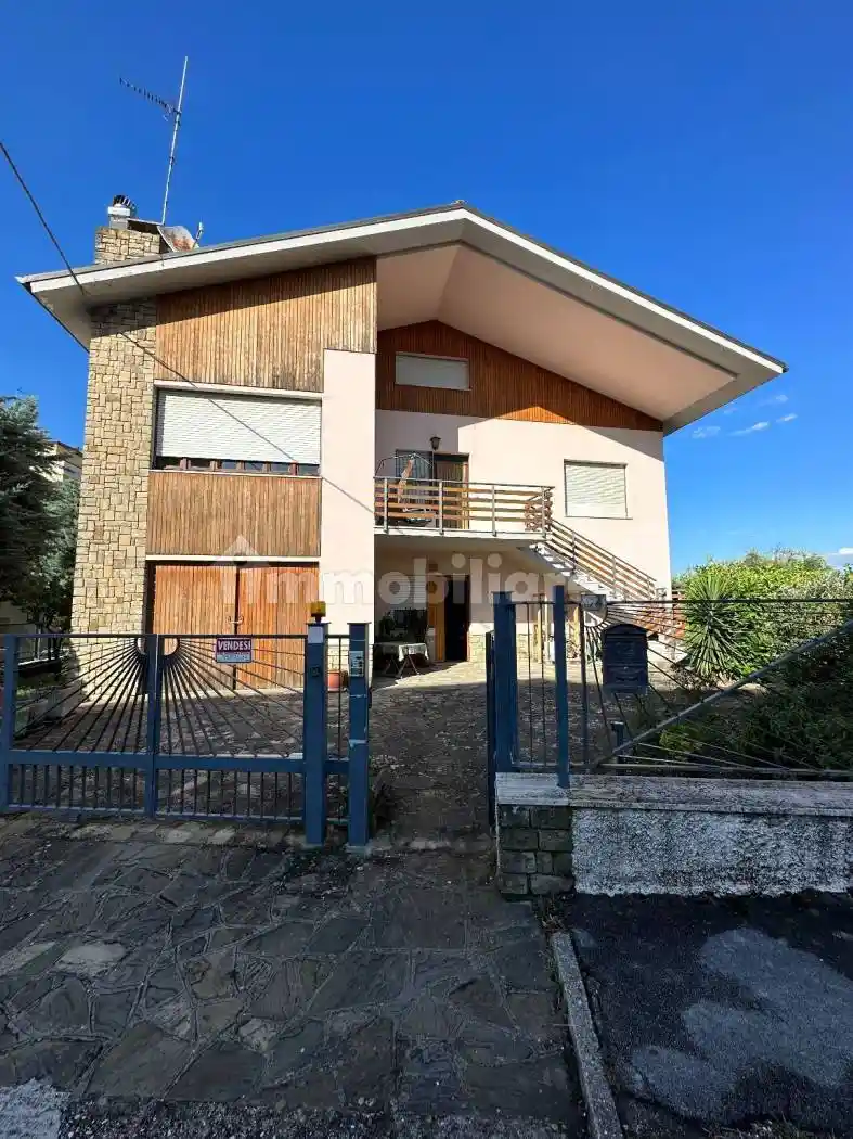 Villa in vendita a Cupramontana