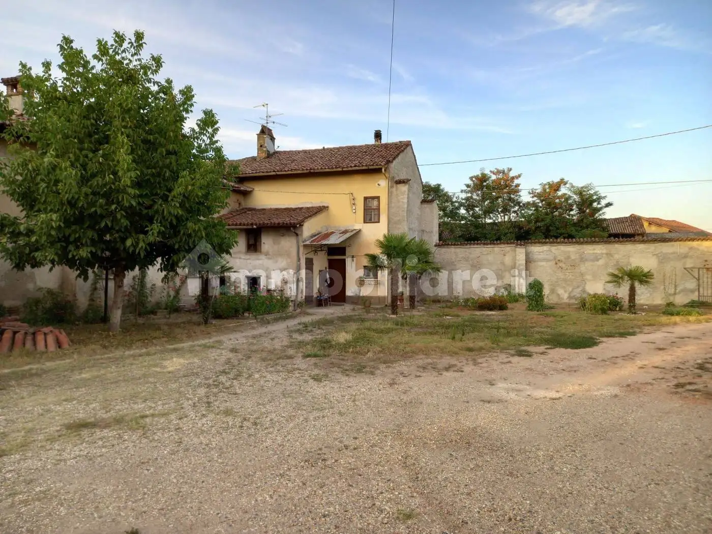 Rustico - Casale in vendita a Spessa