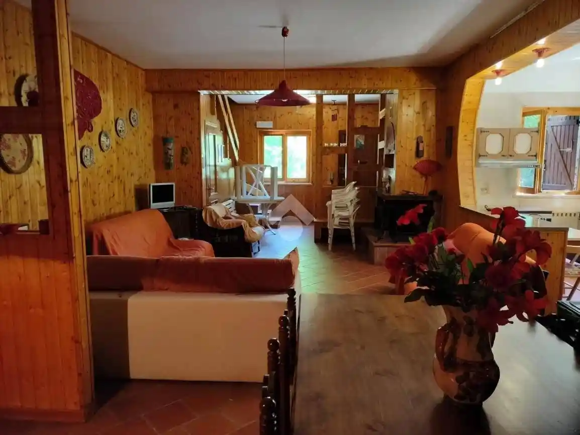 Villa bifamiliare via Catanzaro 1, Camigliatello Silano, Spezzano della Sila - foto 4