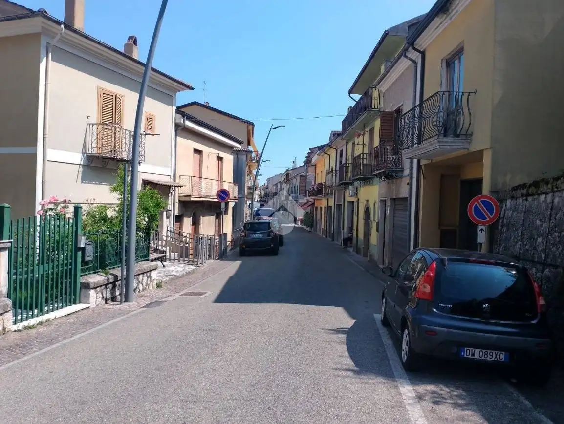 Terratetto unifamiliare via De Rogatis, Centro, Bagnoli Irpino - foto 3