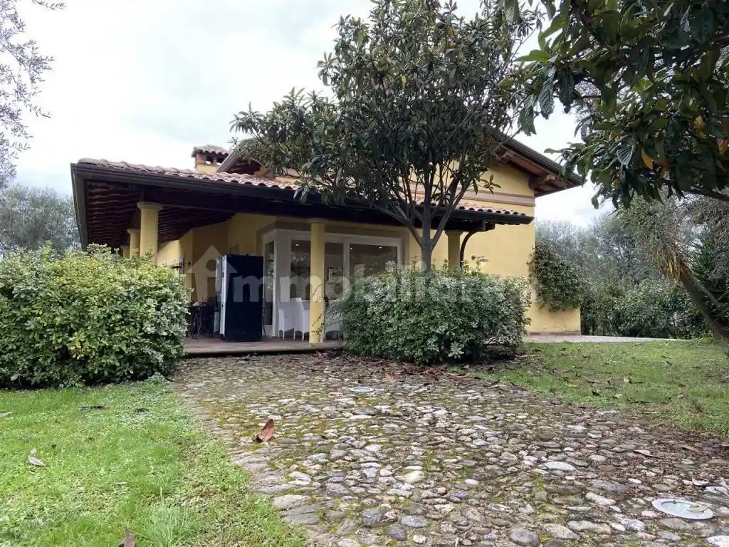 Villa unifamiliare via degli Olmi, Vaiana, Forte dei Marmi - foto 2