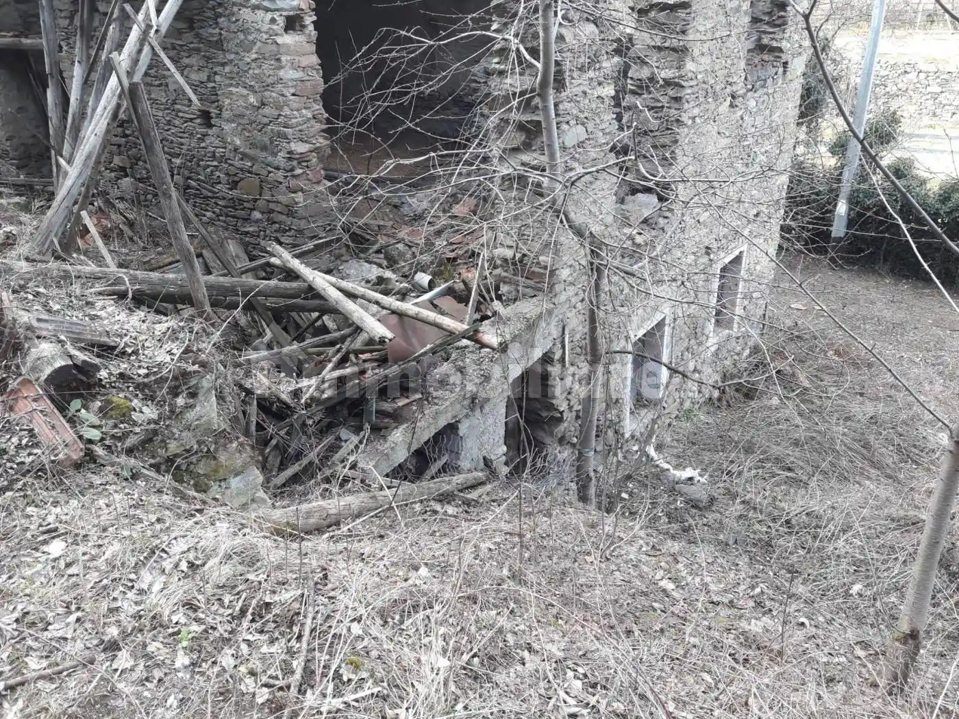 Terratetto unifamiliare frazione Champlong Mart, Villeneuve - foto 3