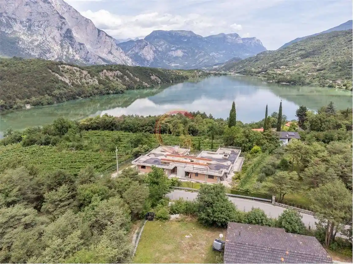 Villa in vendita a Cavedine