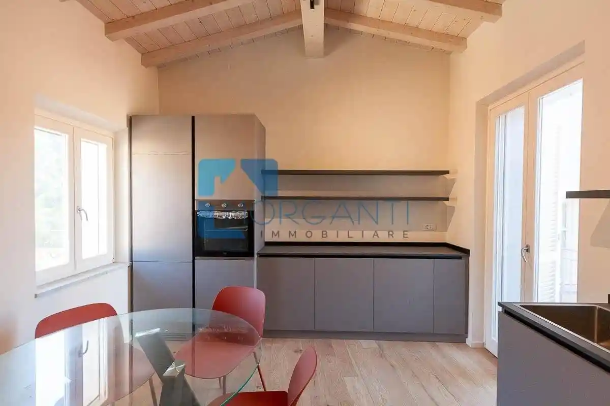 Appartamento in vendita a Pietrasanta