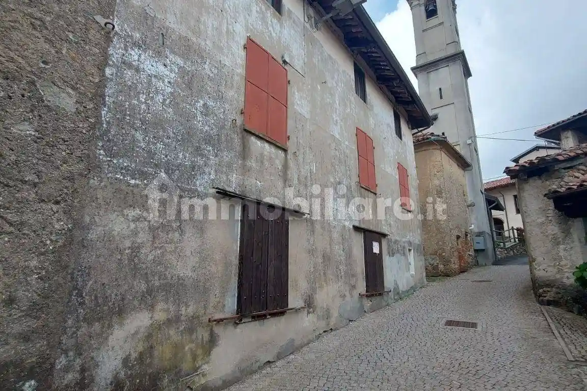 Villa in vendita a Netro