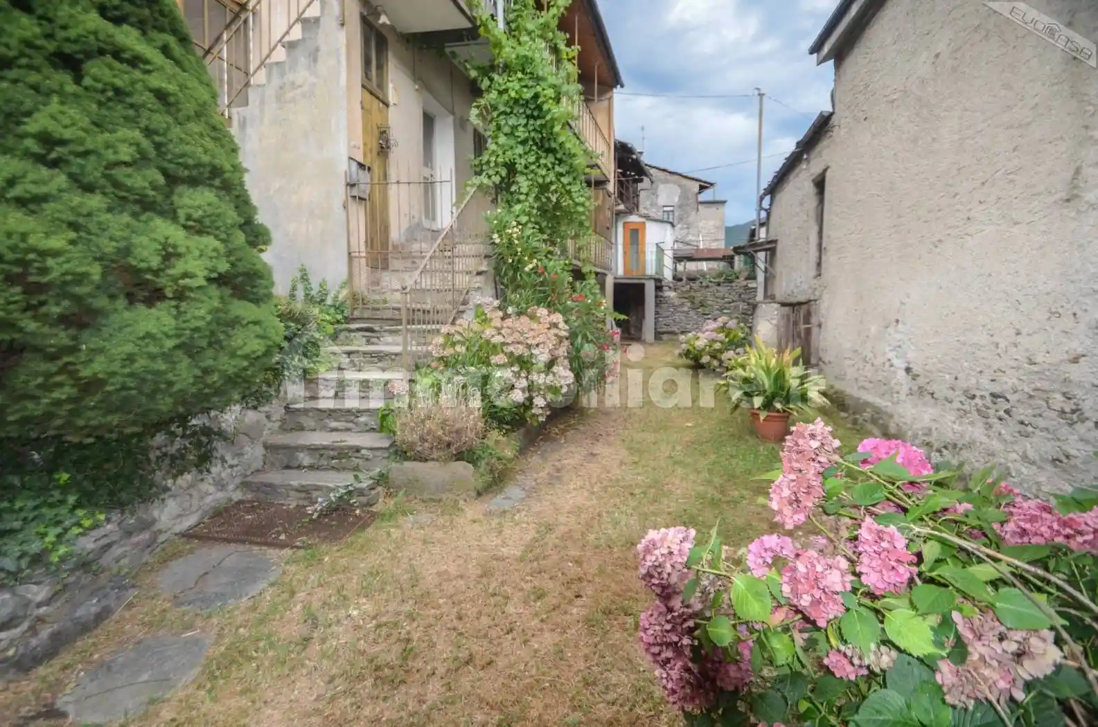 Terratetto unifamiliare vicolo Talmon 6, Centro, Villar Pellice - foto 5