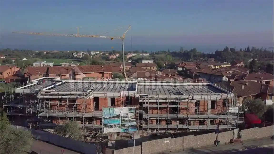 Appartamento in vendita a Padenghe sul Garda