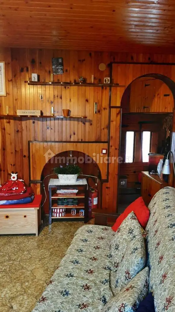 Quadrilocale piazza Antonio Fattore 5, Centro, Castello Tesino - foto 3