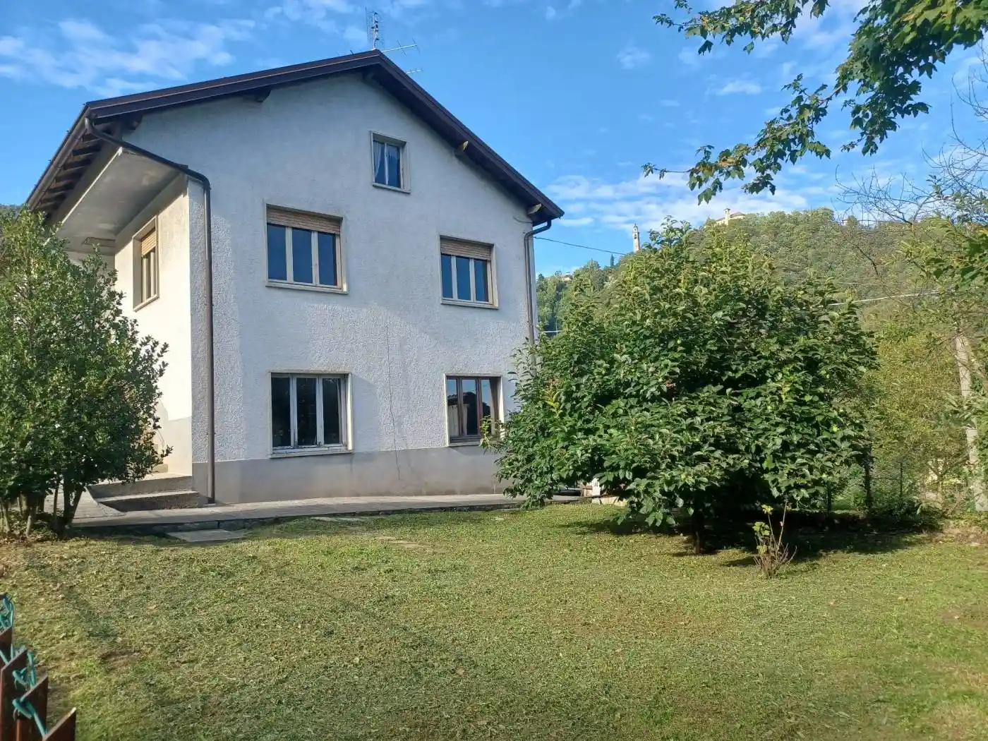 Villa in vendita a Sant'Omobono Terme