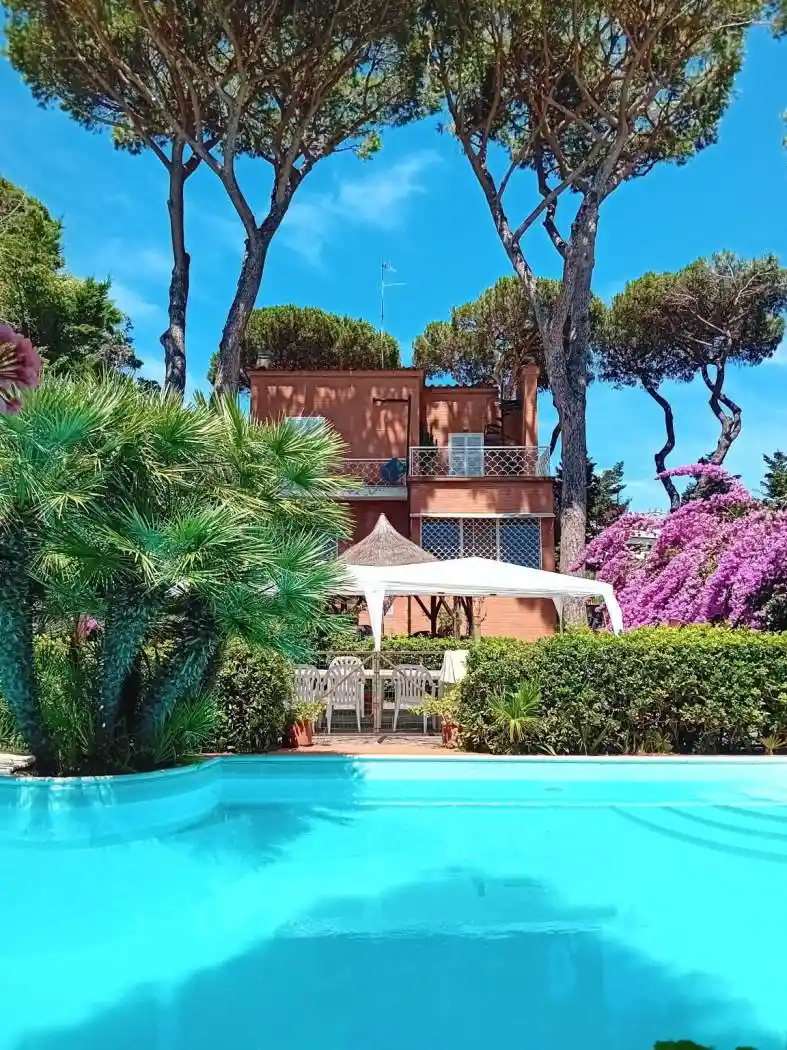 Villa in vendita a Anzio