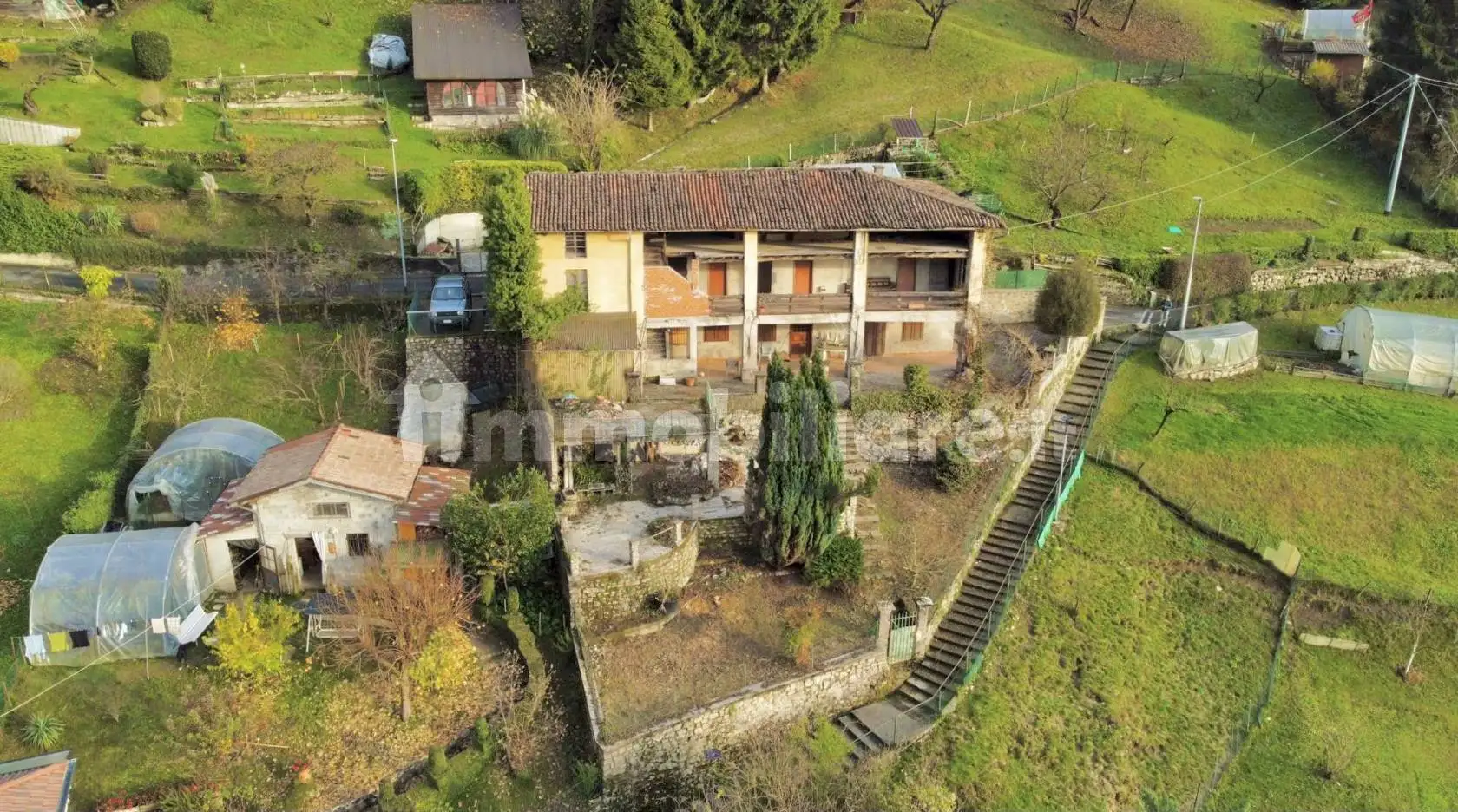 Rustico - Casale in vendita a Monasterolo del Castello