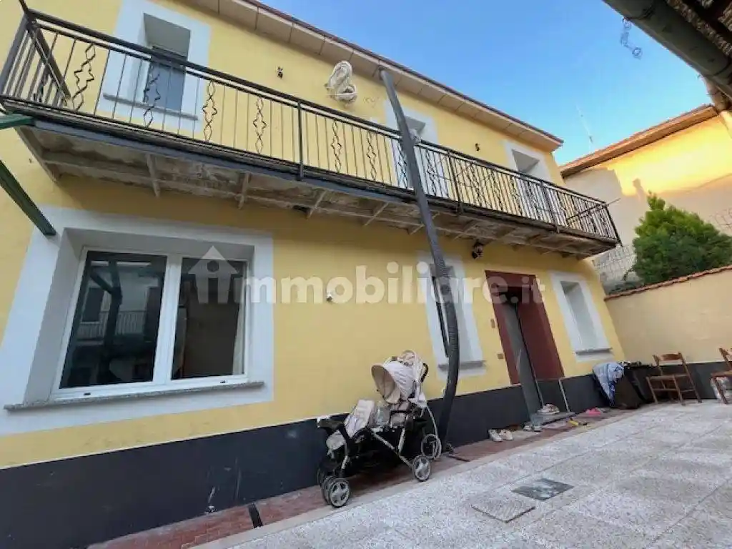 Casa indipendente in vendita a Casalpusterlengo
