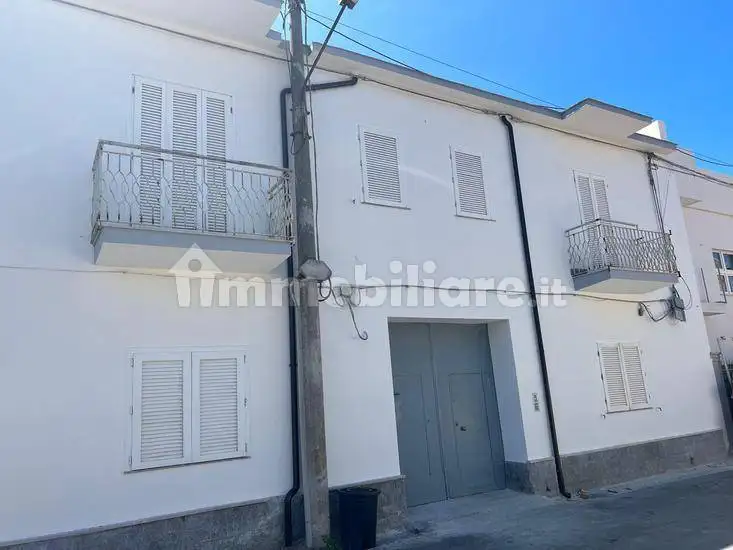 Appartamento in vendita a Mondragone