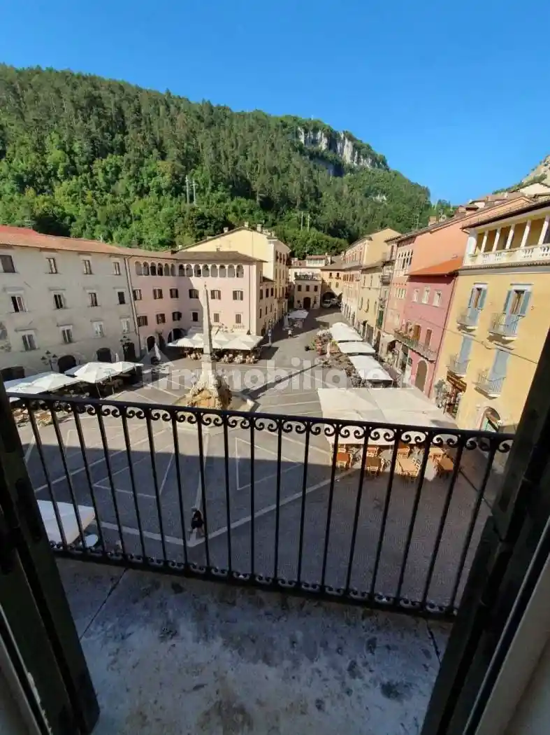 Appartamento via Borgo Nuovo 11, Centro, Tagliacozzo - foto 2