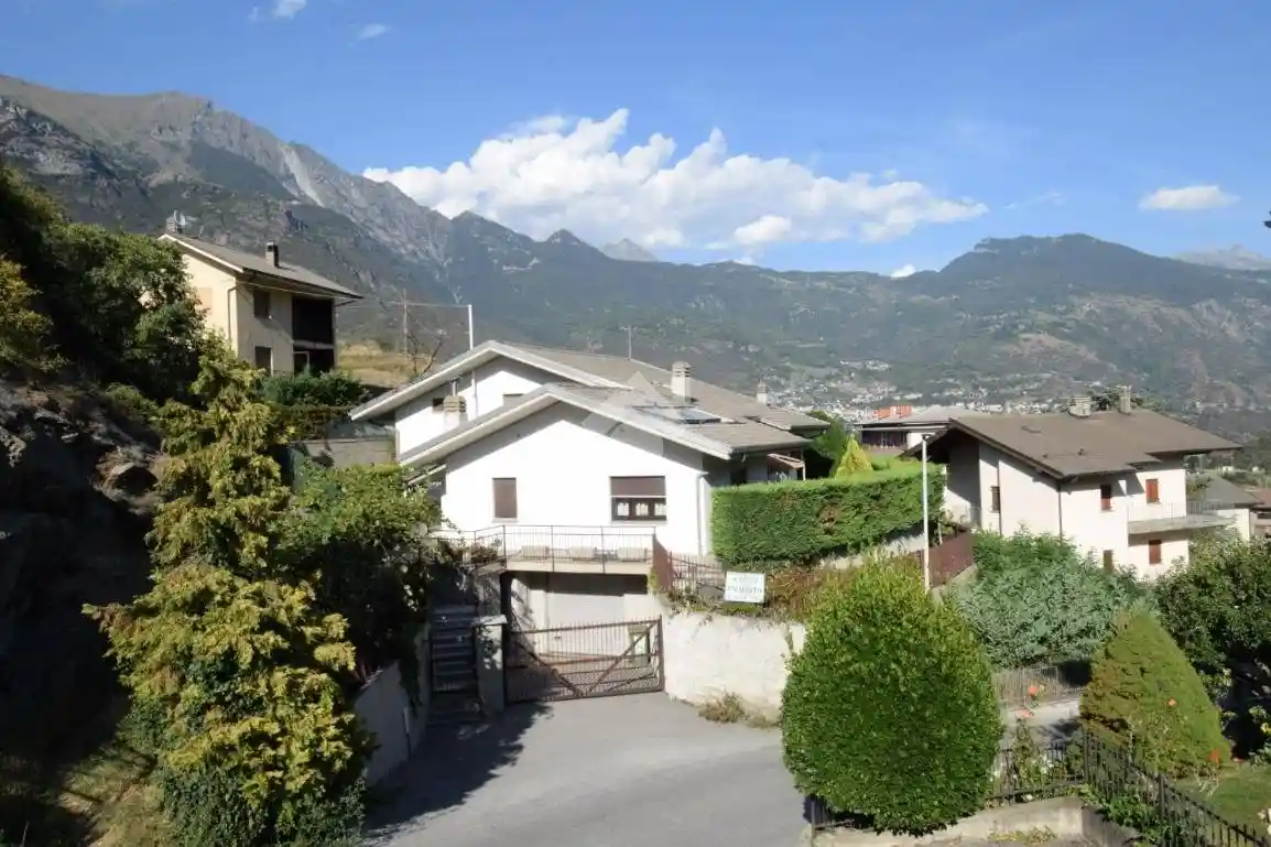 Villa in vendita a Chatillon