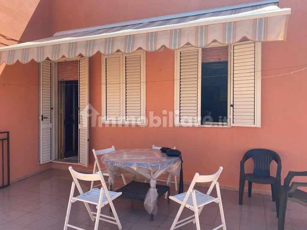 Palazzo - Edificio in vendita a Sindia