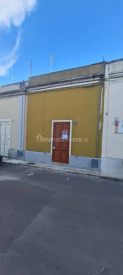 Quadrilocale via Villa 38, Caprarica di Lecce - foto 3