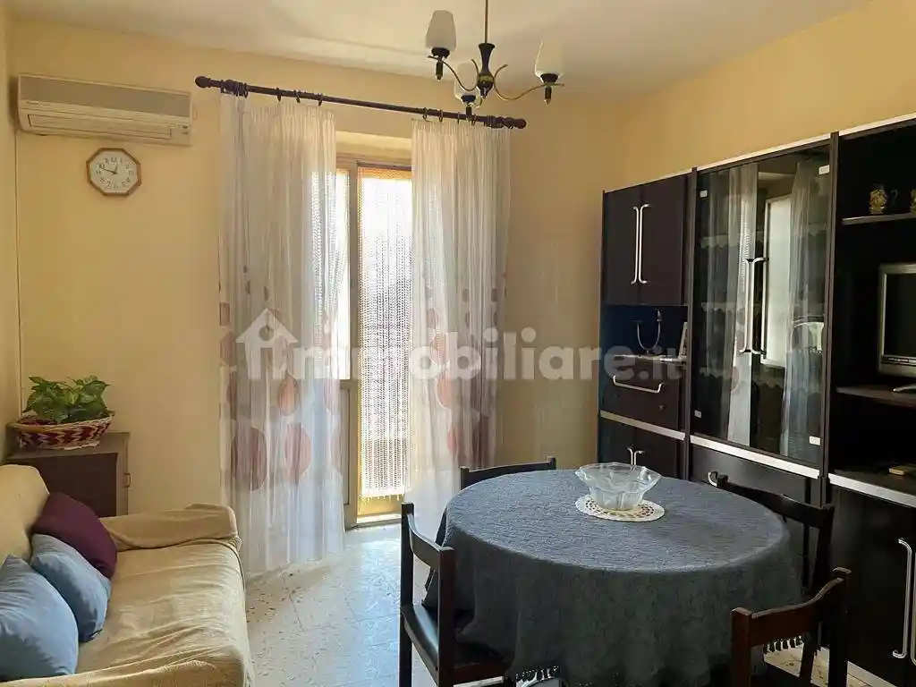 Appartamento in vendita a Regalbuto