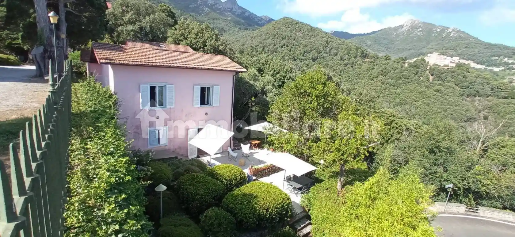 Casa indipendente in vendita a Marciana