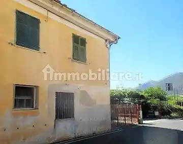Casa indipendente in vendita a Albenga