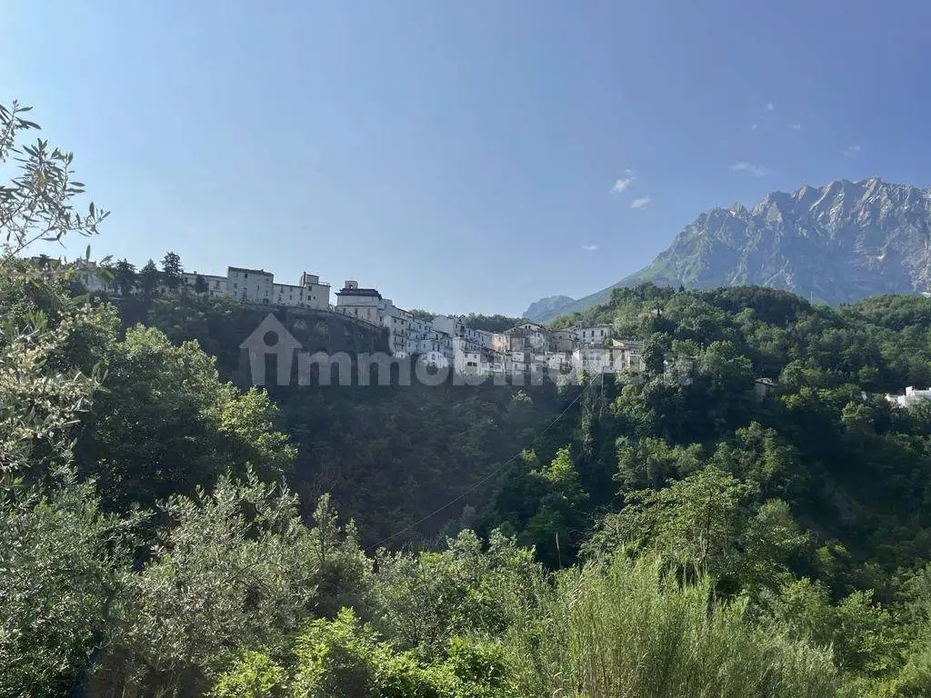 Rustico - Casale in vendita a Castelli