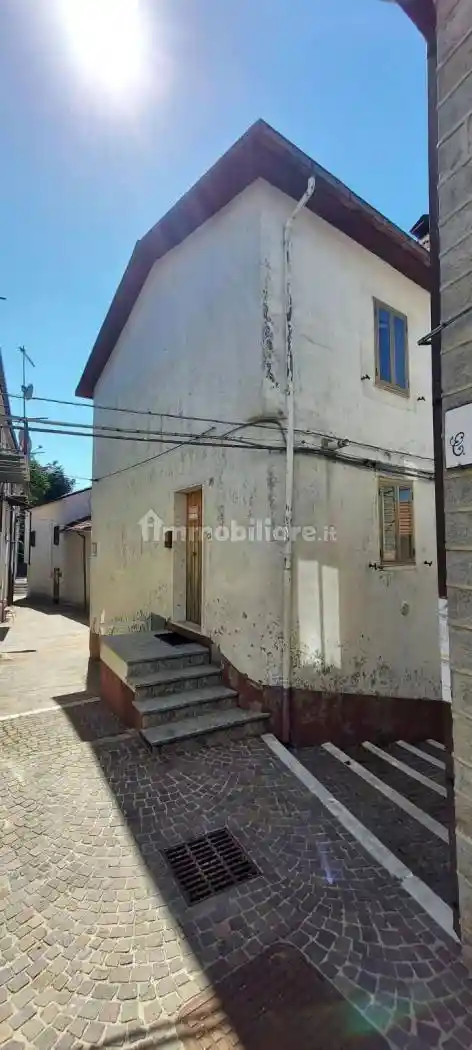 Terratetto unifamiliare via Madonna delle Grazie 18, Centro, Castiglione Messer Marino - foto 3