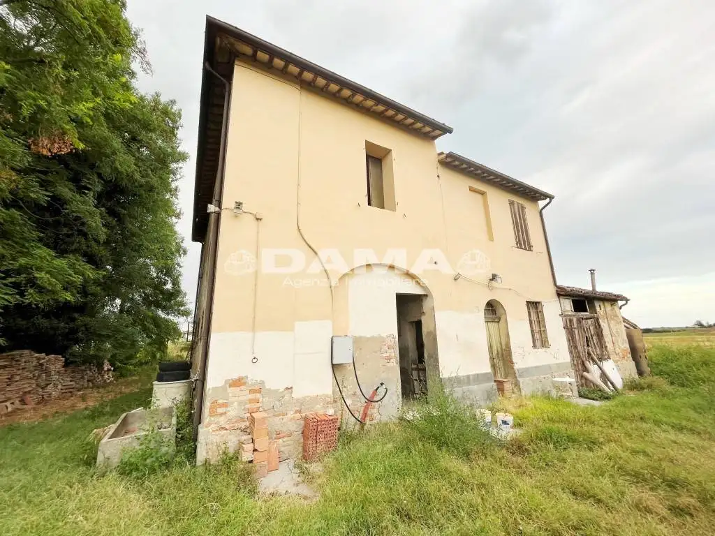 Casa indipendente in vendita a Forlì
