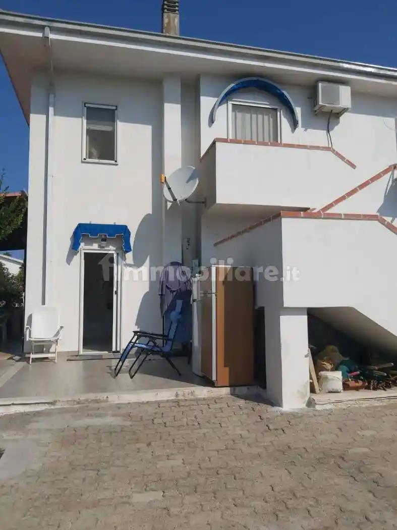 Villa a schiera viale Macchia dell'Alba, Calopezzati - foto 2