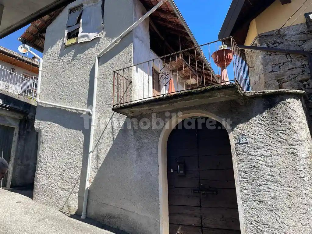 Terratetto unifamiliare via Pracastello 20, Centro, Cesara - foto 2